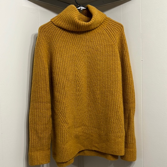 Madewell Sweaters - Madewell Mercer Turtleneck Sweater in Coziest Yarn